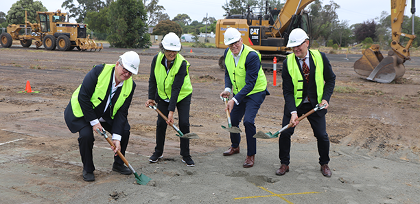 TAFE-Gippsland-Port-of-Sale-Sod-Turn