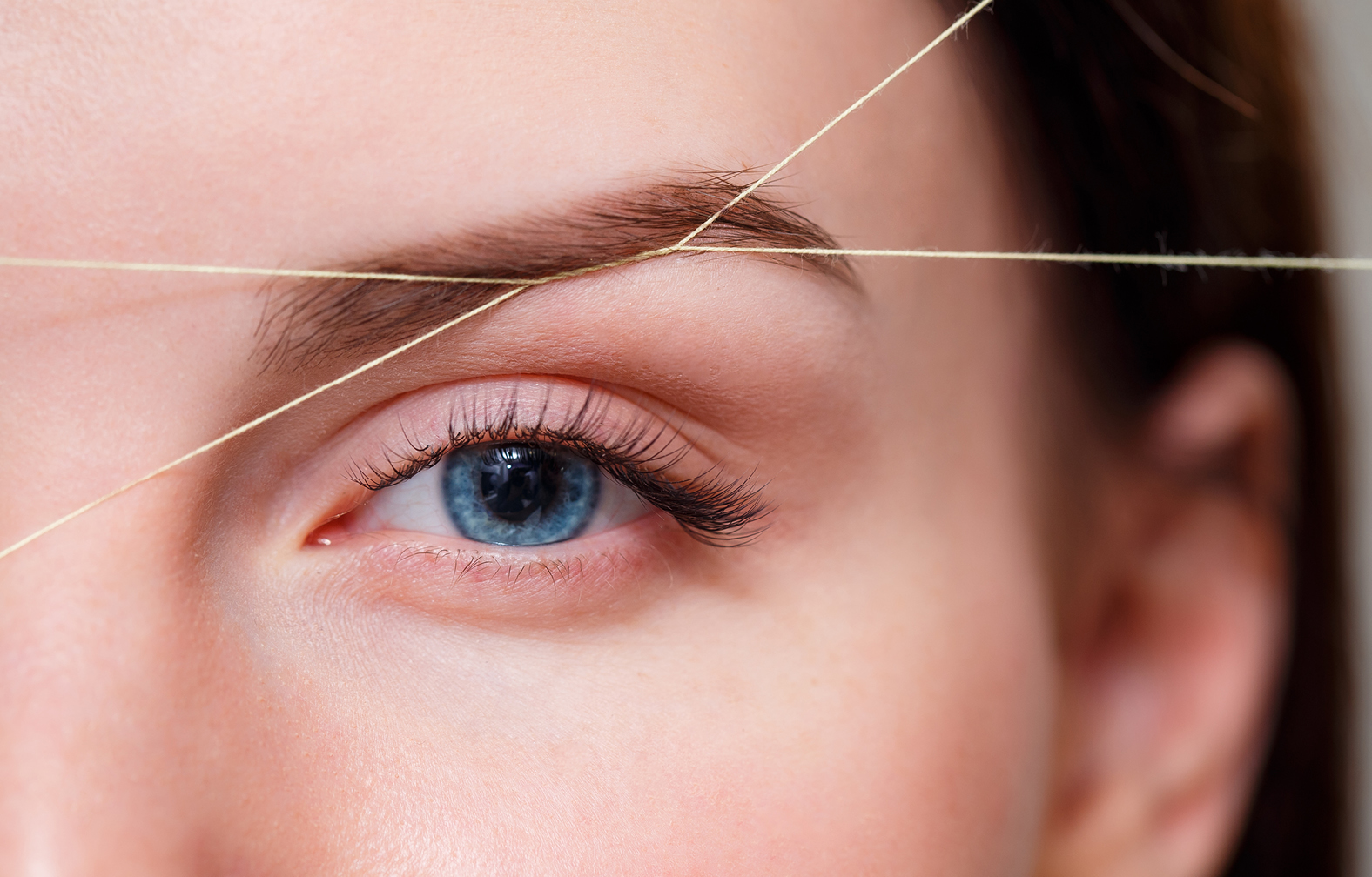 Threading eye brows